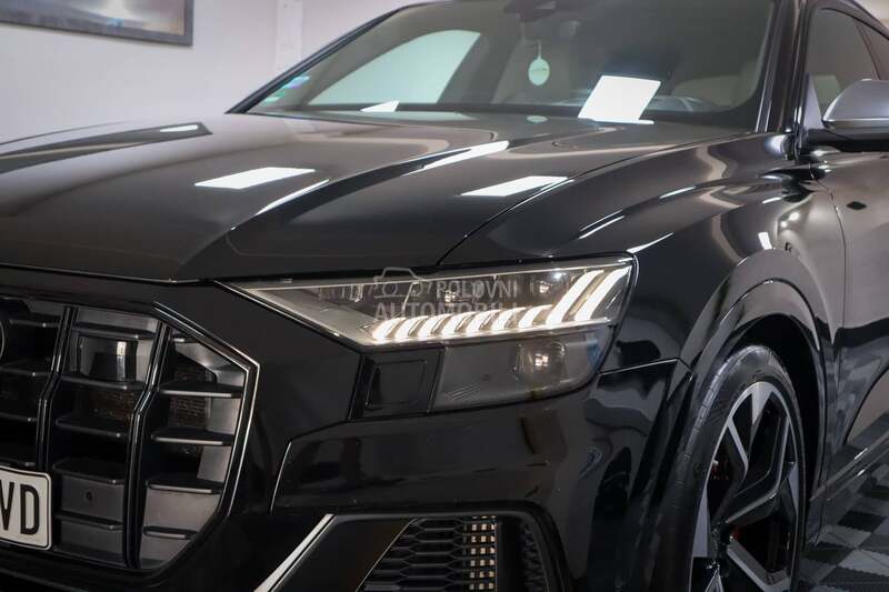Audi SQ8 