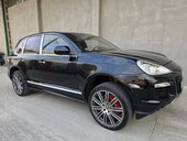 Porsche Cayenne TURBO S 4.8B