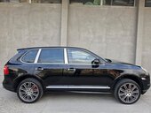 Porsche Cayenne TURBO S 4.8B