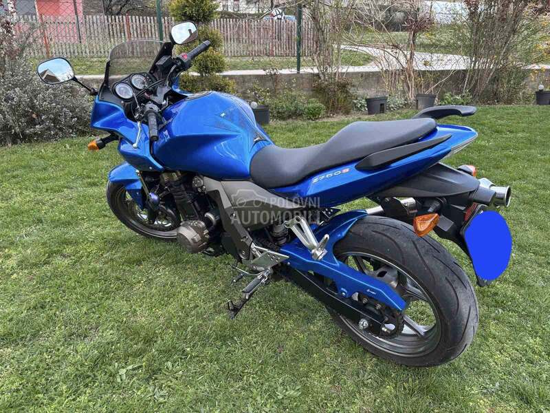 Kawasaki Z750s