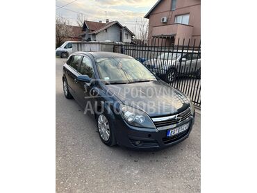Opel Astra H 