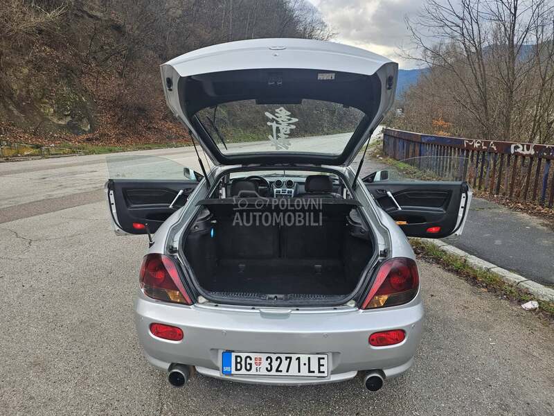 Hyundai Coupe 