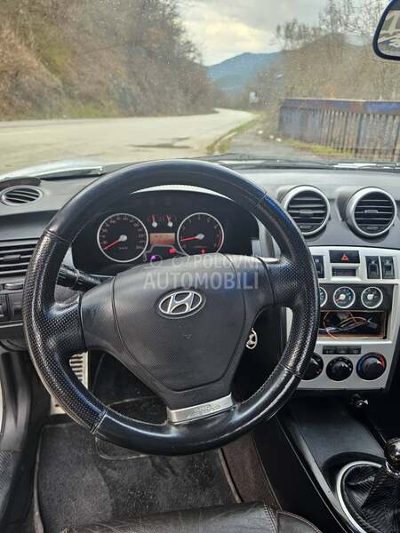 Hyundai Coupe 
