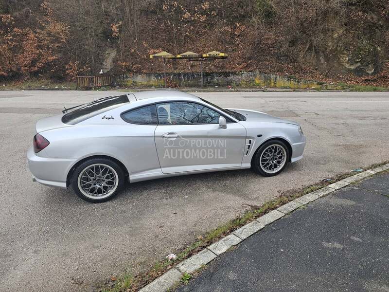 Hyundai Coupe 