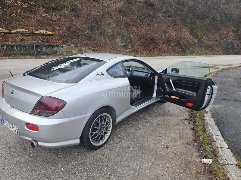 Hyundai Coupe 