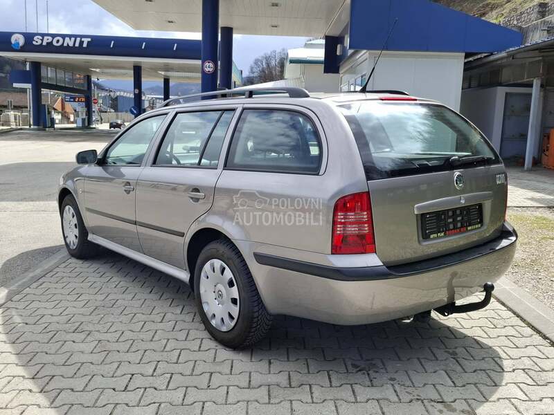 Škoda Octavia R E D A K