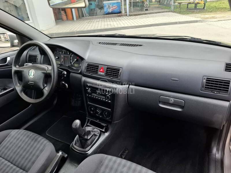 Škoda Octavia R E D A K