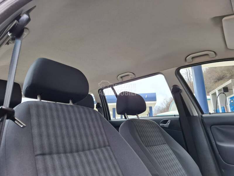 Škoda Octavia R E D A K