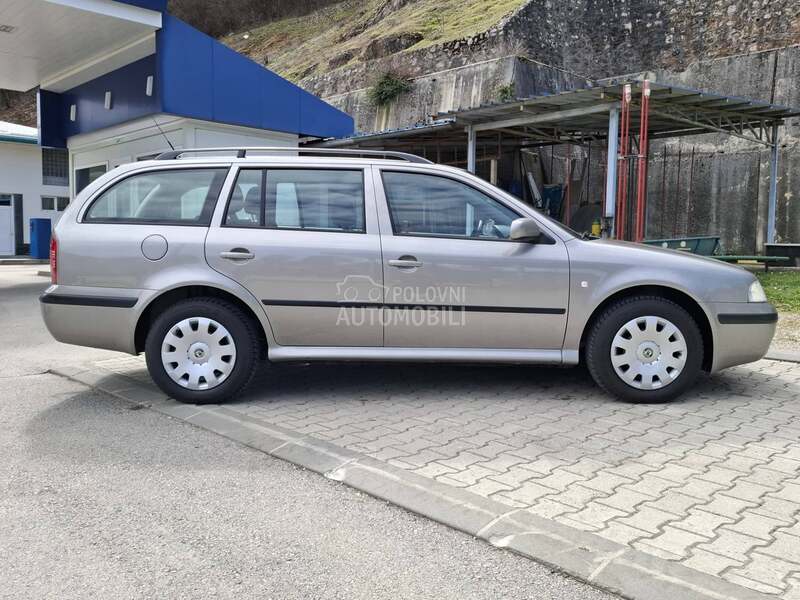 Škoda Octavia R E D A K