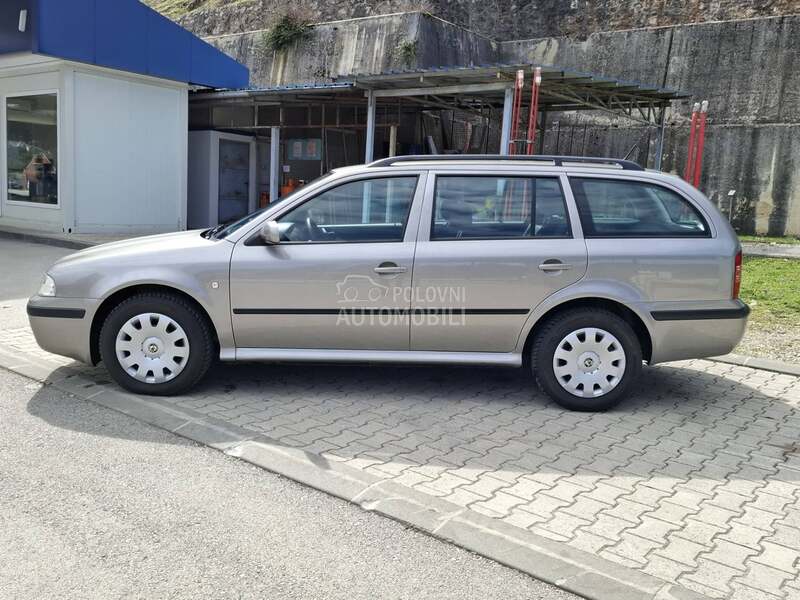 Škoda Octavia R E D A K