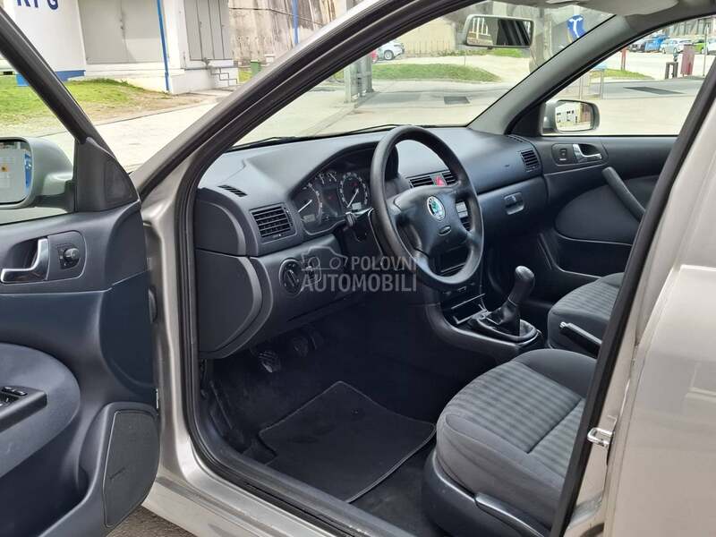 Škoda Octavia R E D A K