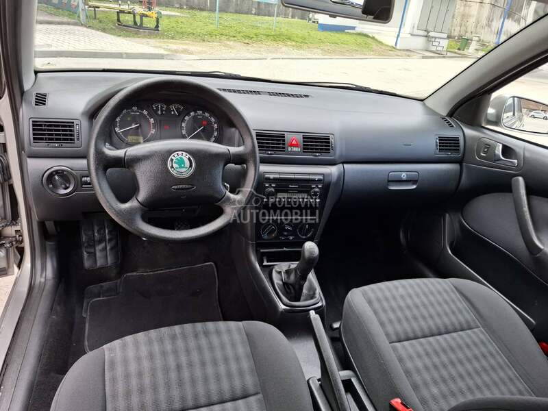 Škoda Octavia R E D A K