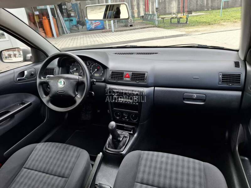 Škoda Octavia R E D A K