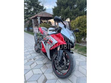 Suzuki GSXR 1000 K7