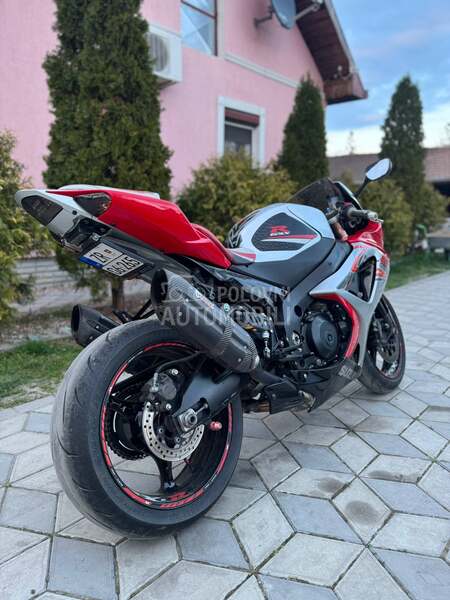 Suzuki GSXR 1000 K7
