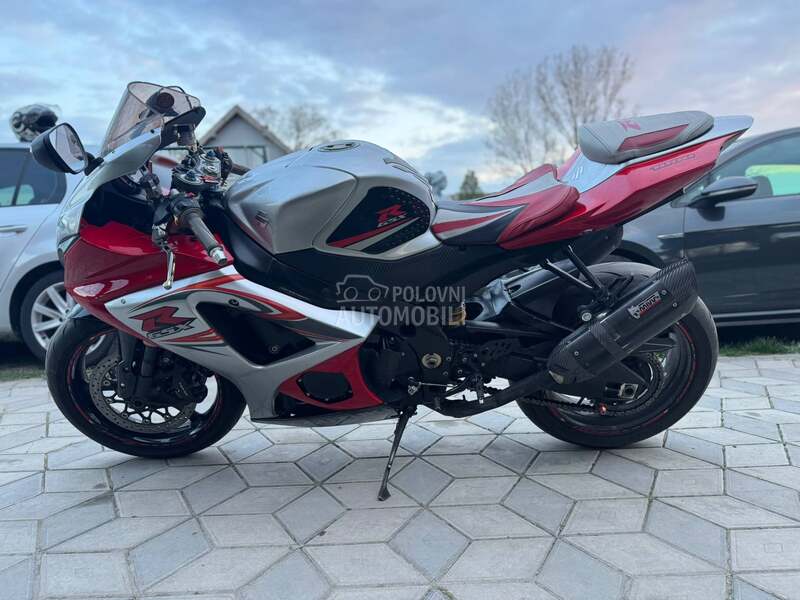 Suzuki GSXR 1000 K7
