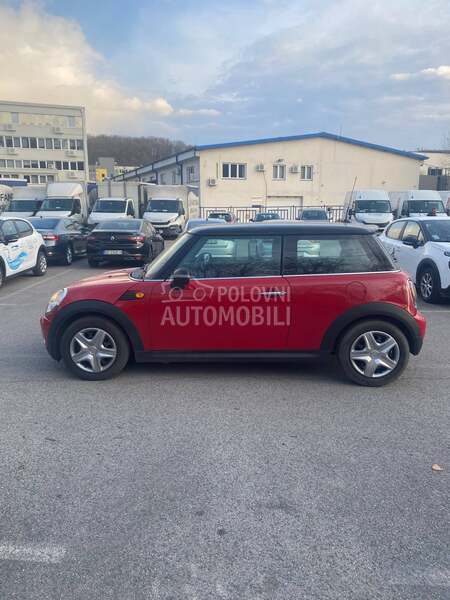 MINI Cooper 1.6