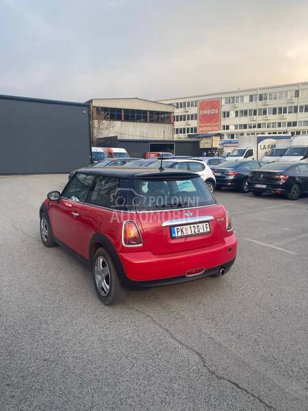 MINI Cooper 1.6