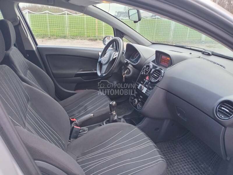 Opel Corsa D 