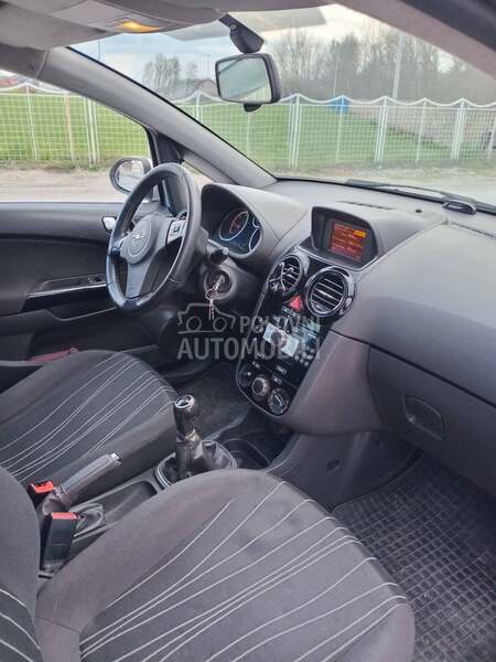 Opel Corsa D 