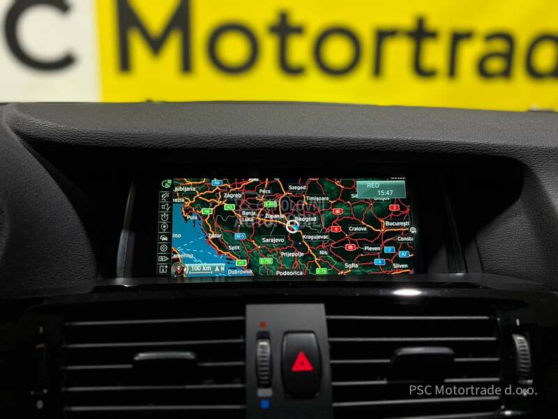 BMW X4 M-Paket/KupljUSrb