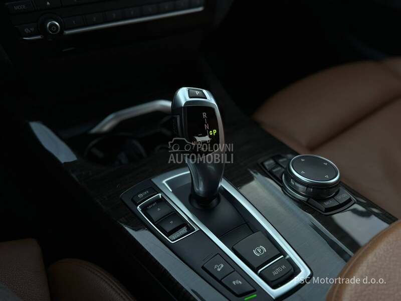 BMW X4 M-Paket/KupljUSrb