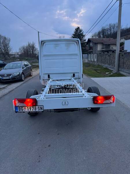 Mercedes Benz sprinter