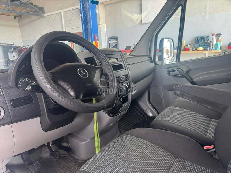 Mercedes Benz sprinter