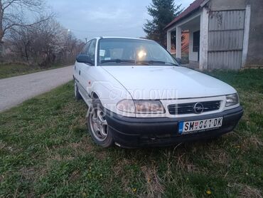 Opel Astra F reg dugooo