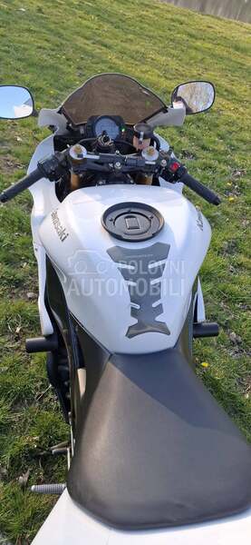 Kawasaki zx10r