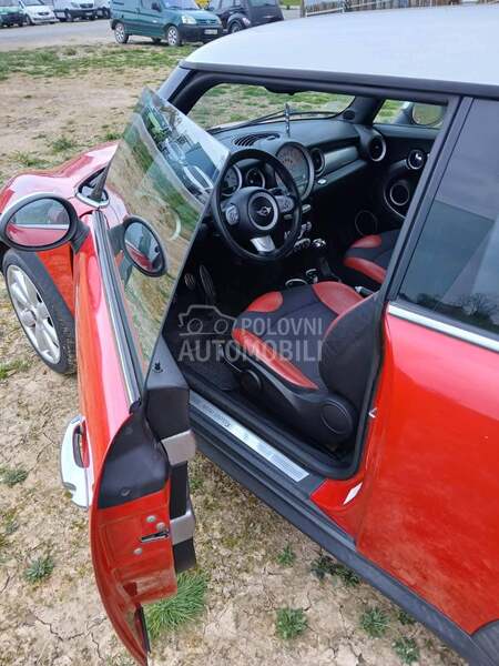 Delovi za MINI Cooper S 2008. god.