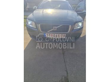 Volvo S80 