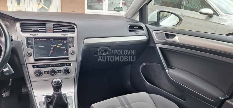 Volkswagen Golf 7 