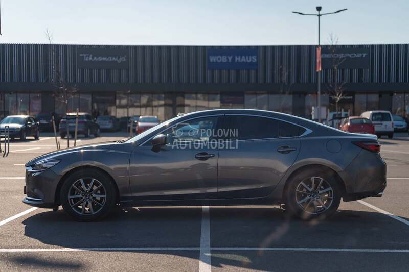 Mazda 6 