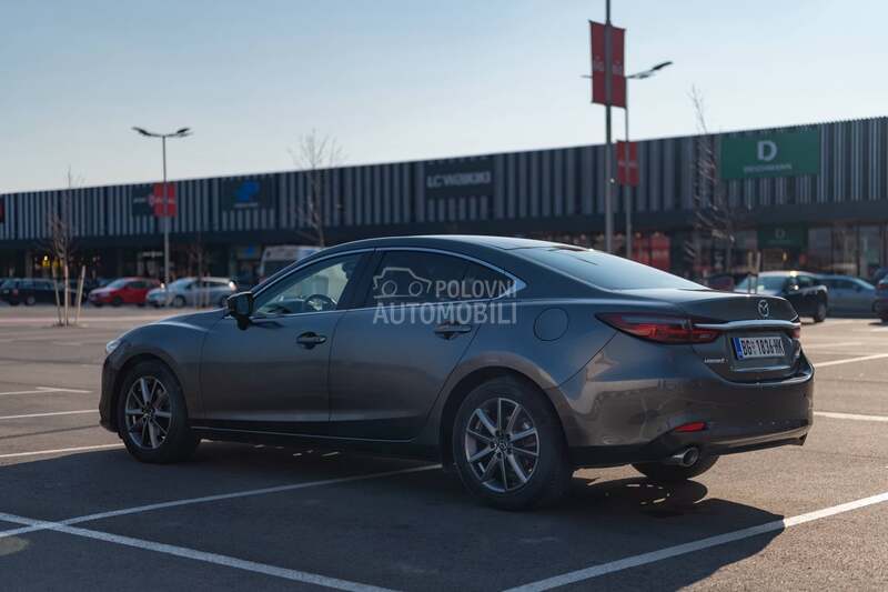 Mazda 6 