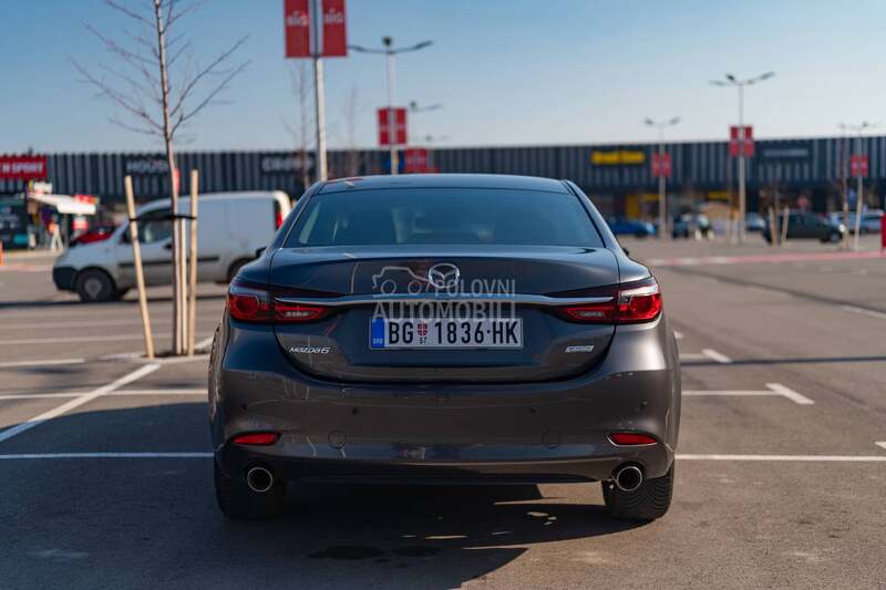 Mazda 6 