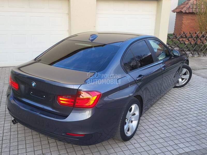 BMW 320 d NAVl