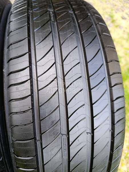 Michelin 215/55 R17 Letnja