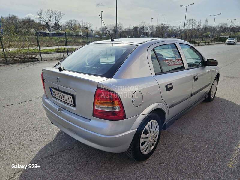 Opel Astra G 1.4b