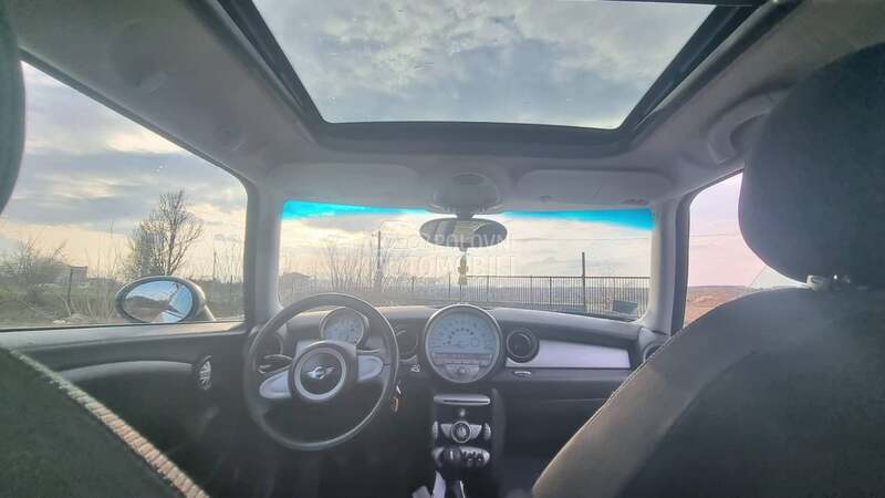 MINI Cooper 1.6 HDI