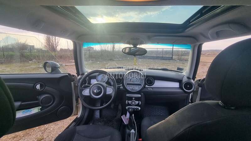 MINI Cooper 1.6 HDI