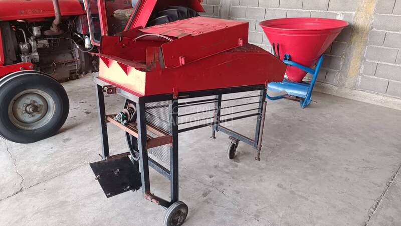 IMT Komusaljka za kukuruz