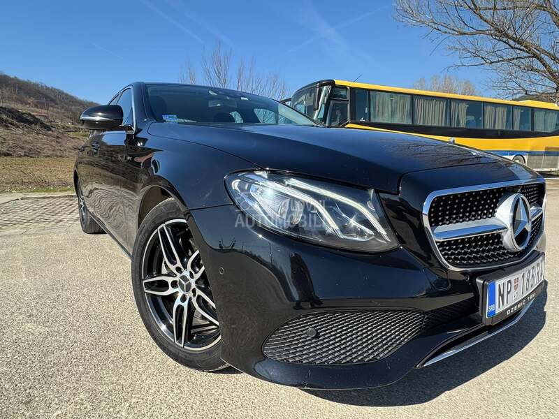Mercedes Benz E 220 