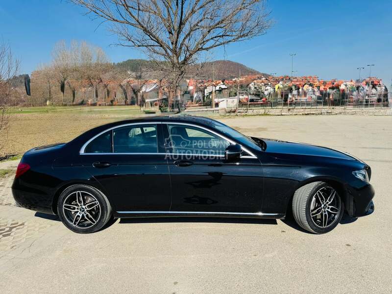 Mercedes Benz E 220 