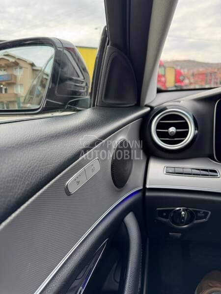 Mercedes Benz E 220 