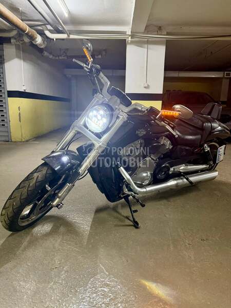 Harley Davidson v rod