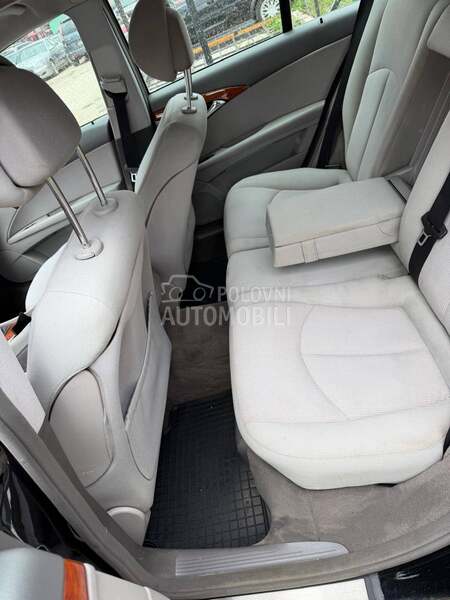 Mercedes Benz E 220 EVOLUTION samo kess
