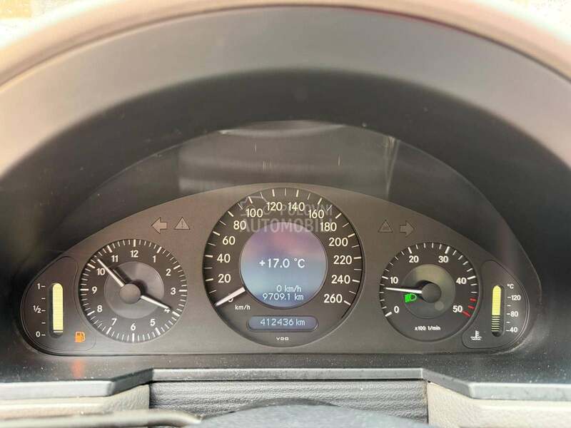 Mercedes Benz E 220 EVOLUTION samo kess