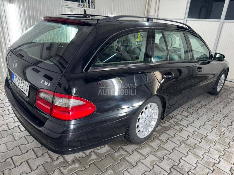 Mercedes Benz E 220 EVOLUTION samo kess