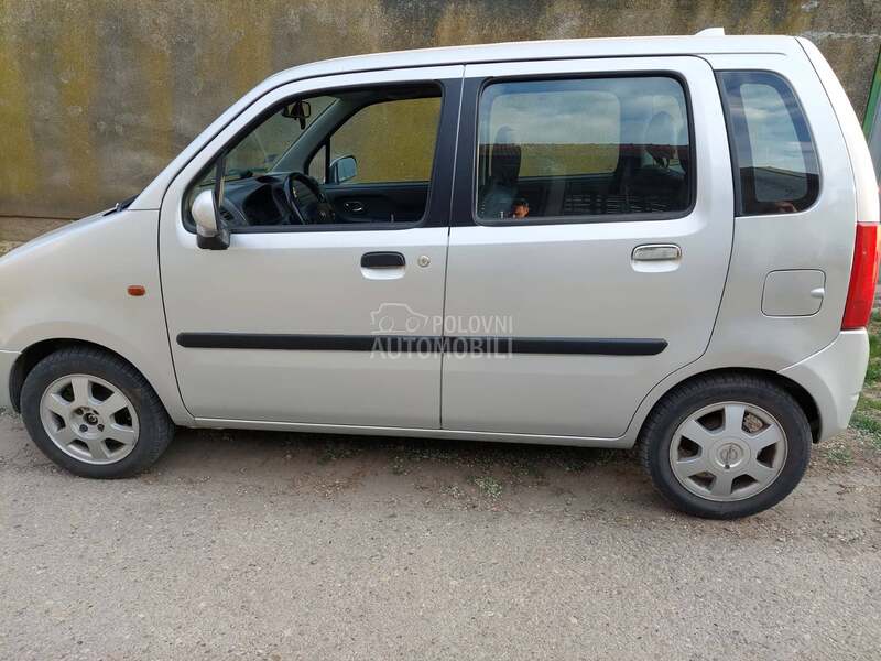 Opel Agila 